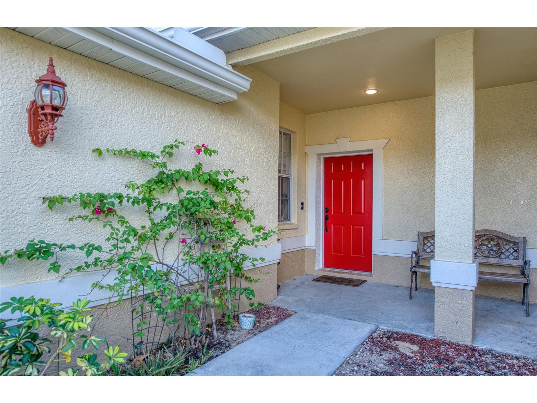 648 Spring Lake Circle Tarpon Springs FL 34688 TB8492714 image1