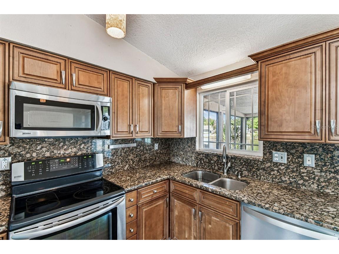 648 Timber Bay Circle E Oldsmar FL 34677 TB8453084 image16