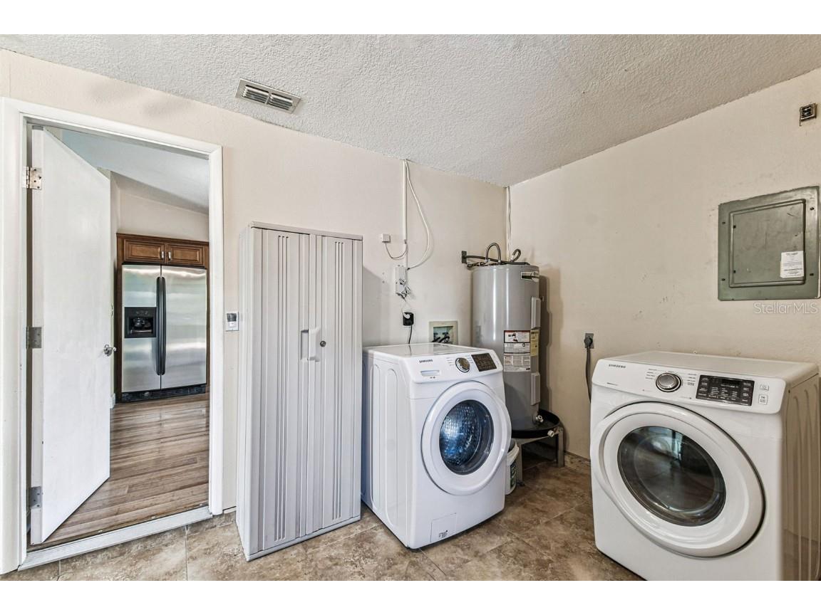 648 Timber Bay Circle E Oldsmar FL 34677 TB8453084 image37