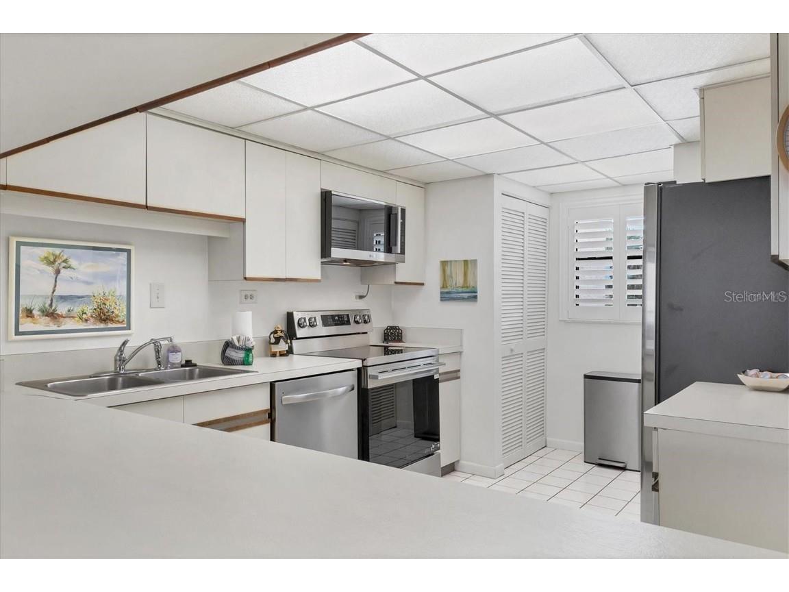 6480 Midnight Pass Road #311 Sarasota FL 34242 - CRESCENT BEACH/GULF OF MEXICO A4665343 image16