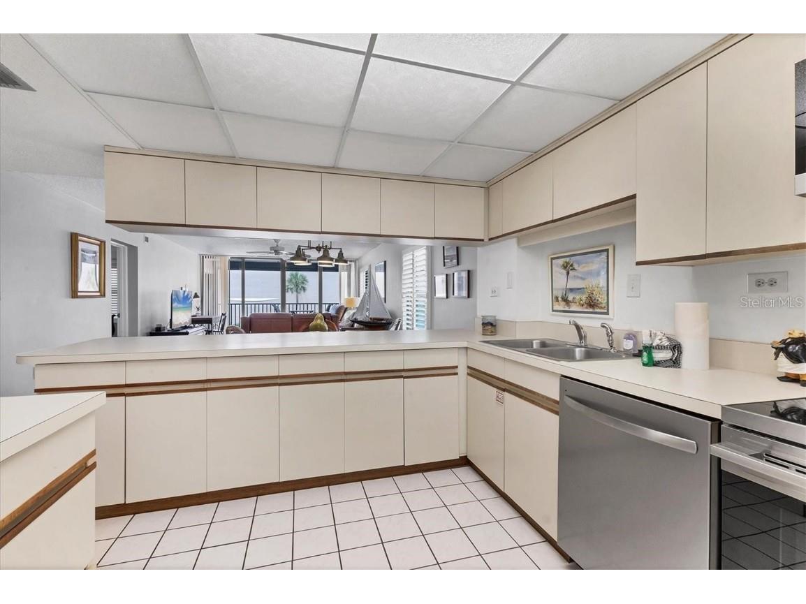 6480 Midnight Pass Road #311 Sarasota FL 34242 - CRESCENT BEACH/GULF OF MEXICO A4665343 image19