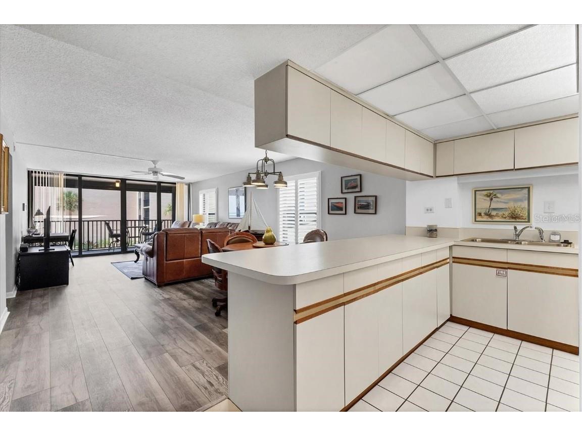 6480 Midnight Pass Road #311 Sarasota FL 34242 - CRESCENT BEACH/GULF OF MEXICO A4665343 image20