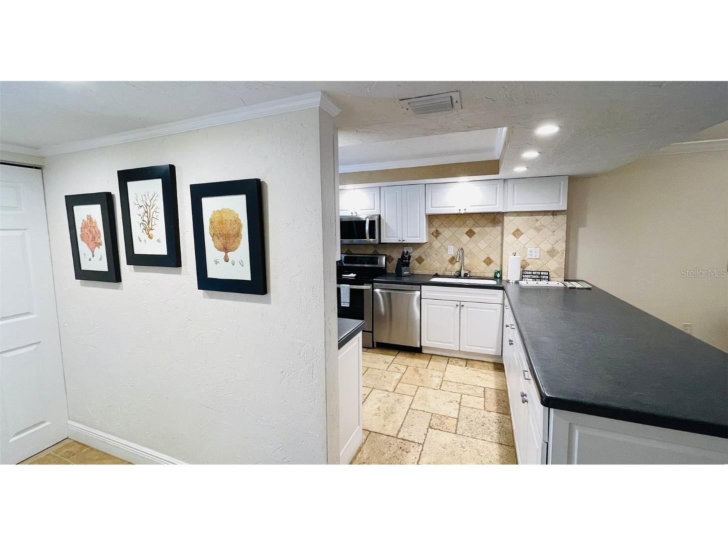 6480 Midnight Pass Road #403 Sarasota FL 34242 - CRESCENT BEACH / GULF C7516381 image11