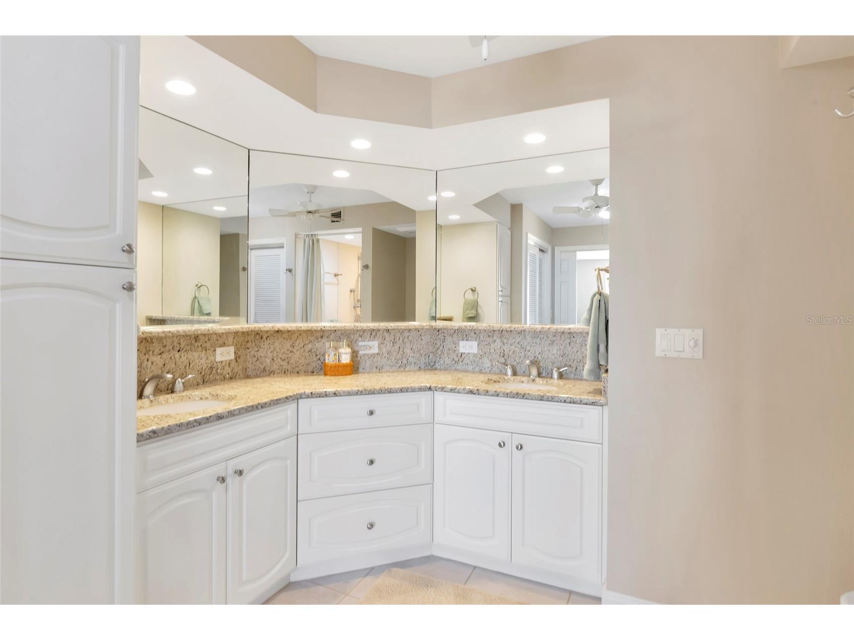 6480 Midnight Pass Road #503 Sarasota FL 34242 - GULF OF MEXICO N6144252 image32