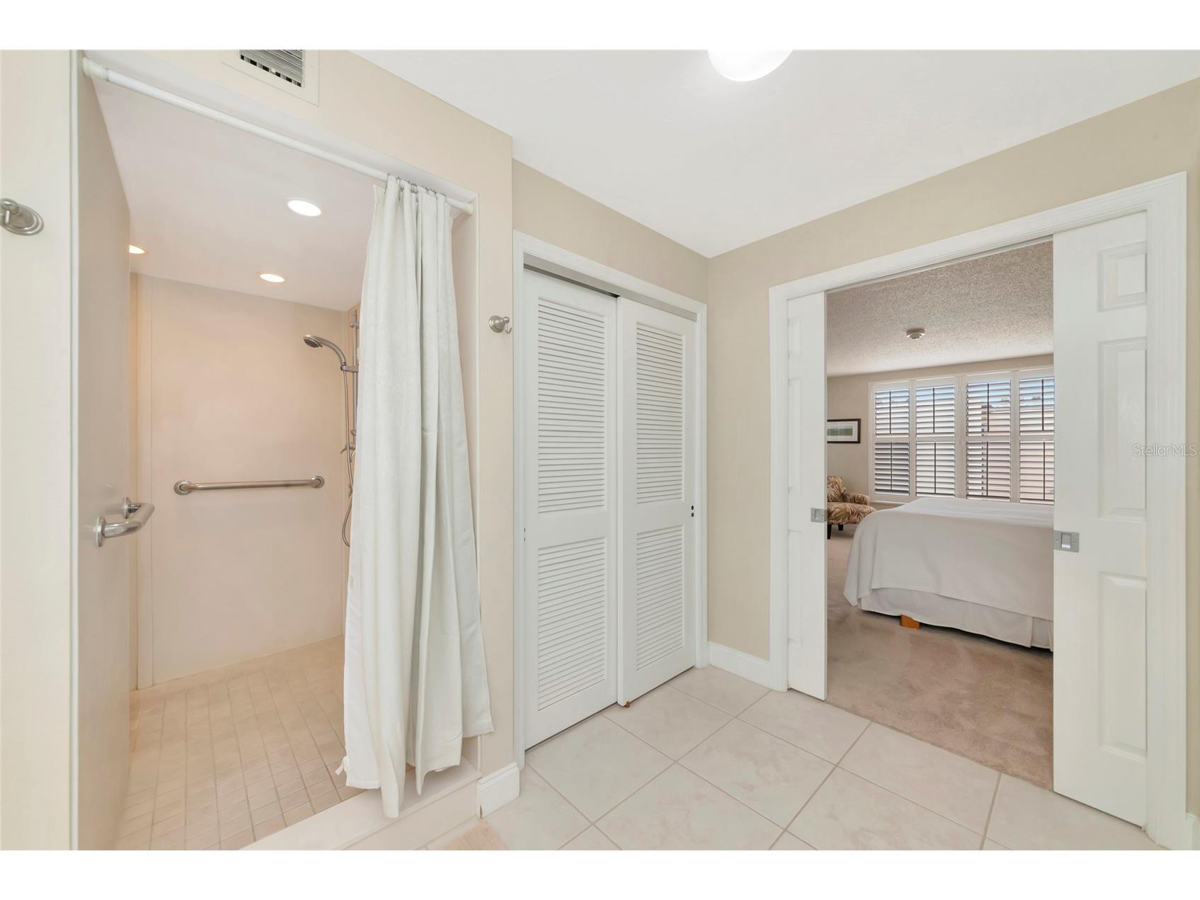 6480 Midnight Pass Road #503 Sarasota FL 34242 - GULF OF MEXICO N6144252 image33