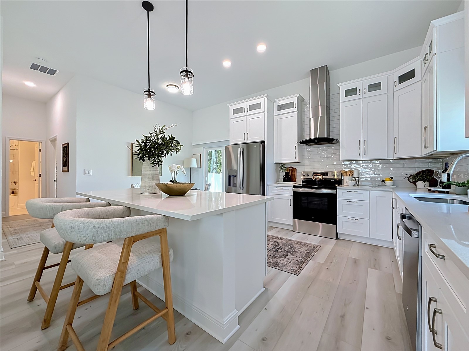 6481 28th Street N Saint Petersburg FL 33702 TB8517319 image12
