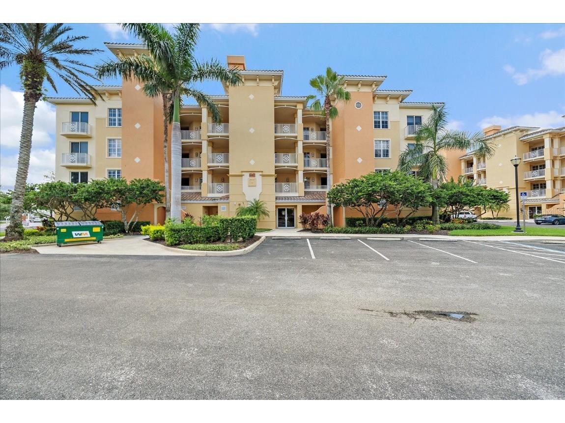 6482 Watercrest Way #204 Lakewood Ranch FL 34202 A4631327 image43