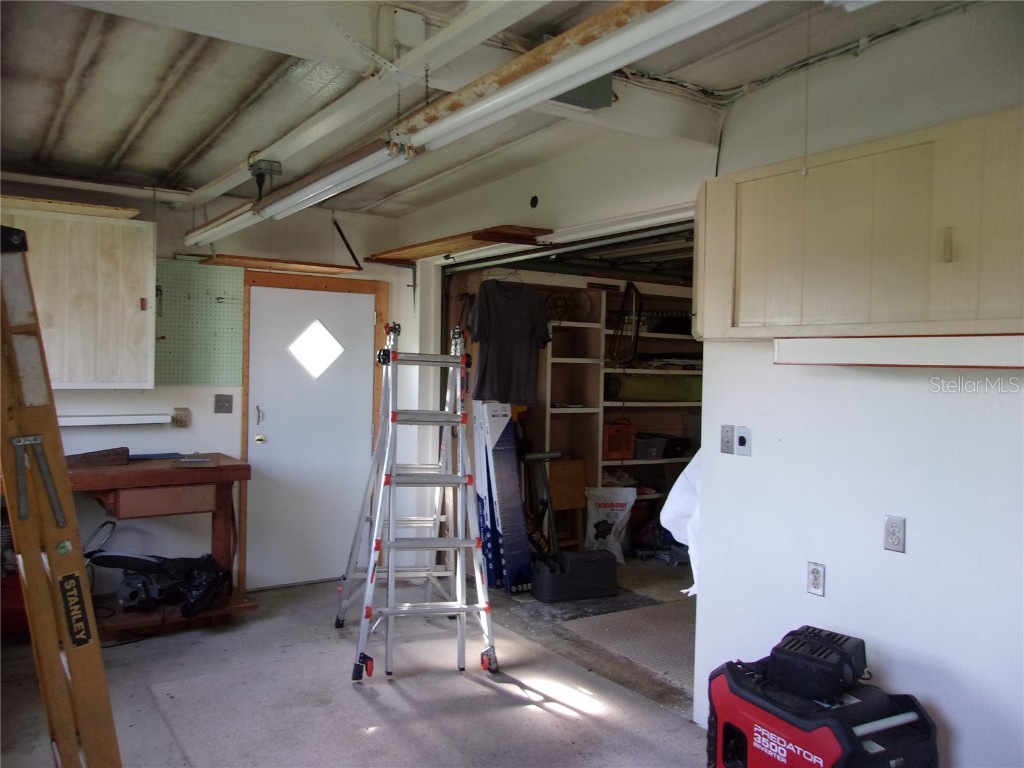 6485 NE 2nd Street Ocala FL 34470 OM701909 image16