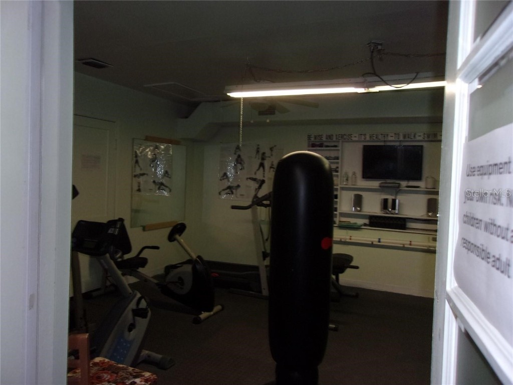 6485 NE 2nd Street Ocala FL 34470 OM701909 image52