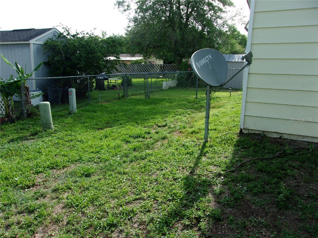 6485 NE 2nd Street Ocala FL 34470 OM701909 image7