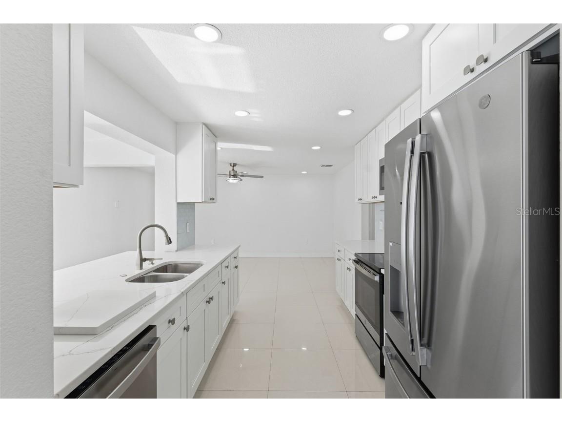 6488 30th Avenue N Saint Petersburg FL 33710 TB8449879 image15