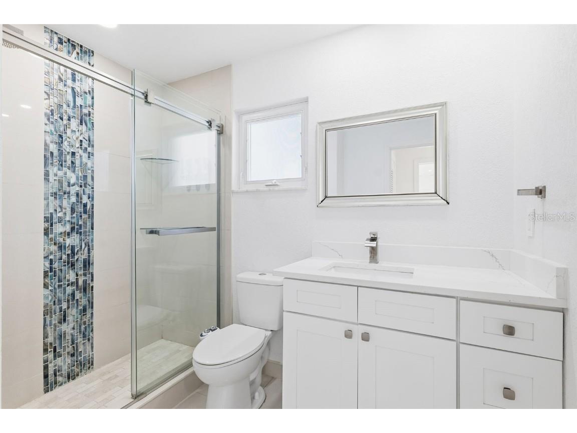 6488 30th Avenue N Saint Petersburg FL 33710 TB8449879 image33