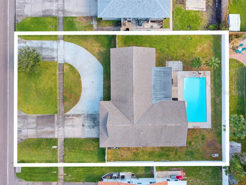 6488 30th Avenue N Saint Petersburg FL 33710 TB8449879 image40