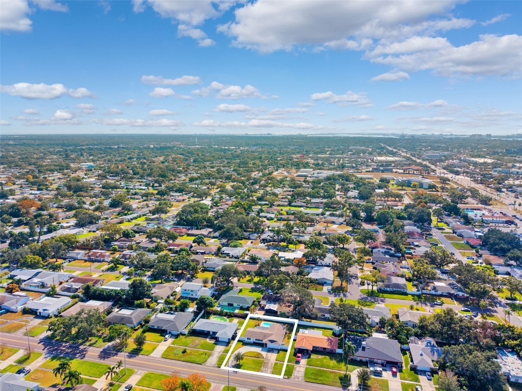 6488 30th Avenue N Saint Petersburg FL 33710 TB8449879 image41