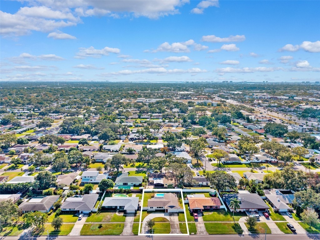 6488 30th Avenue N Saint Petersburg FL 33710 TB8449879 image44