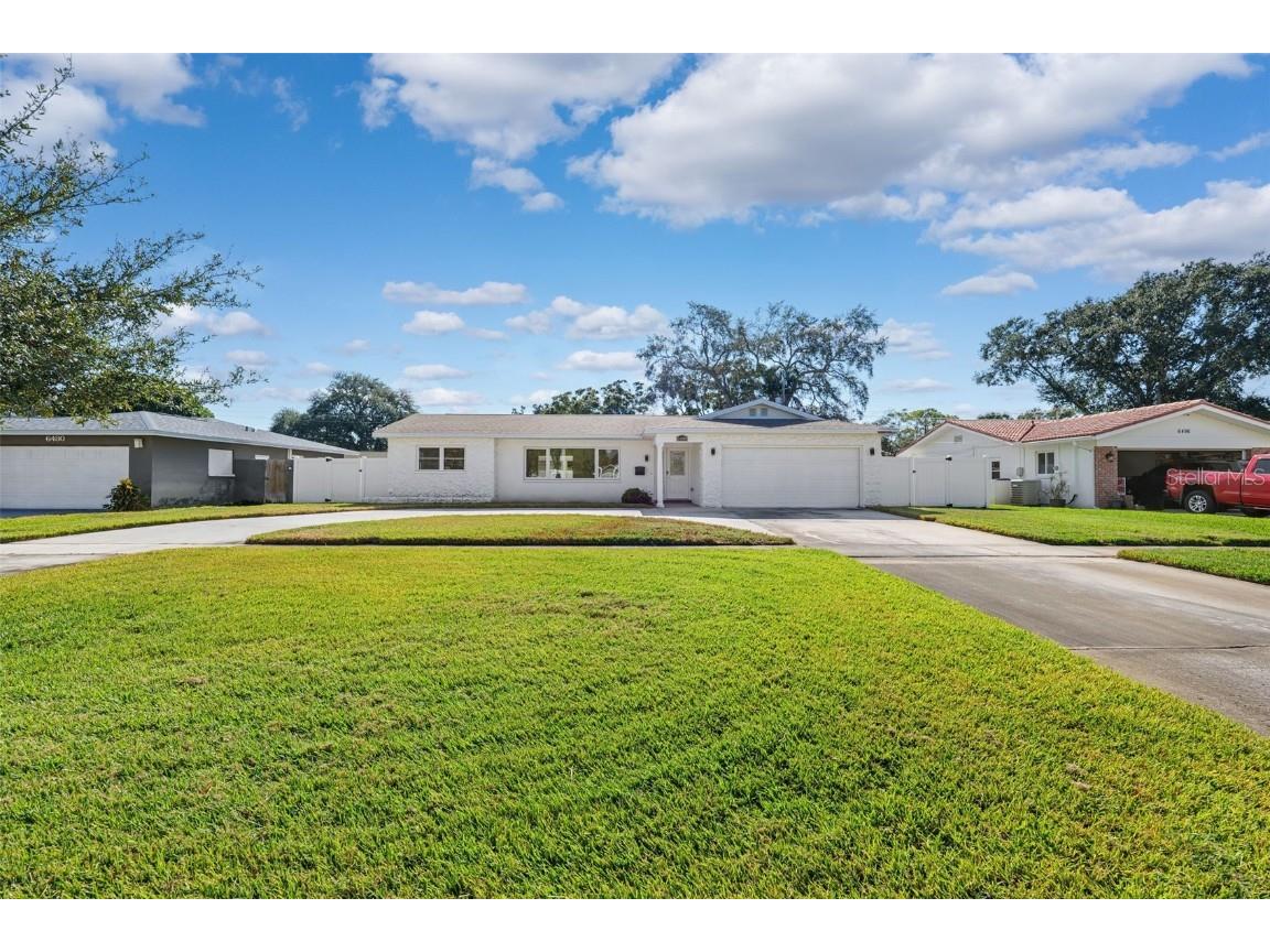 6488 30th Avenue N Saint Petersburg FL 33710 TB8449879 image5