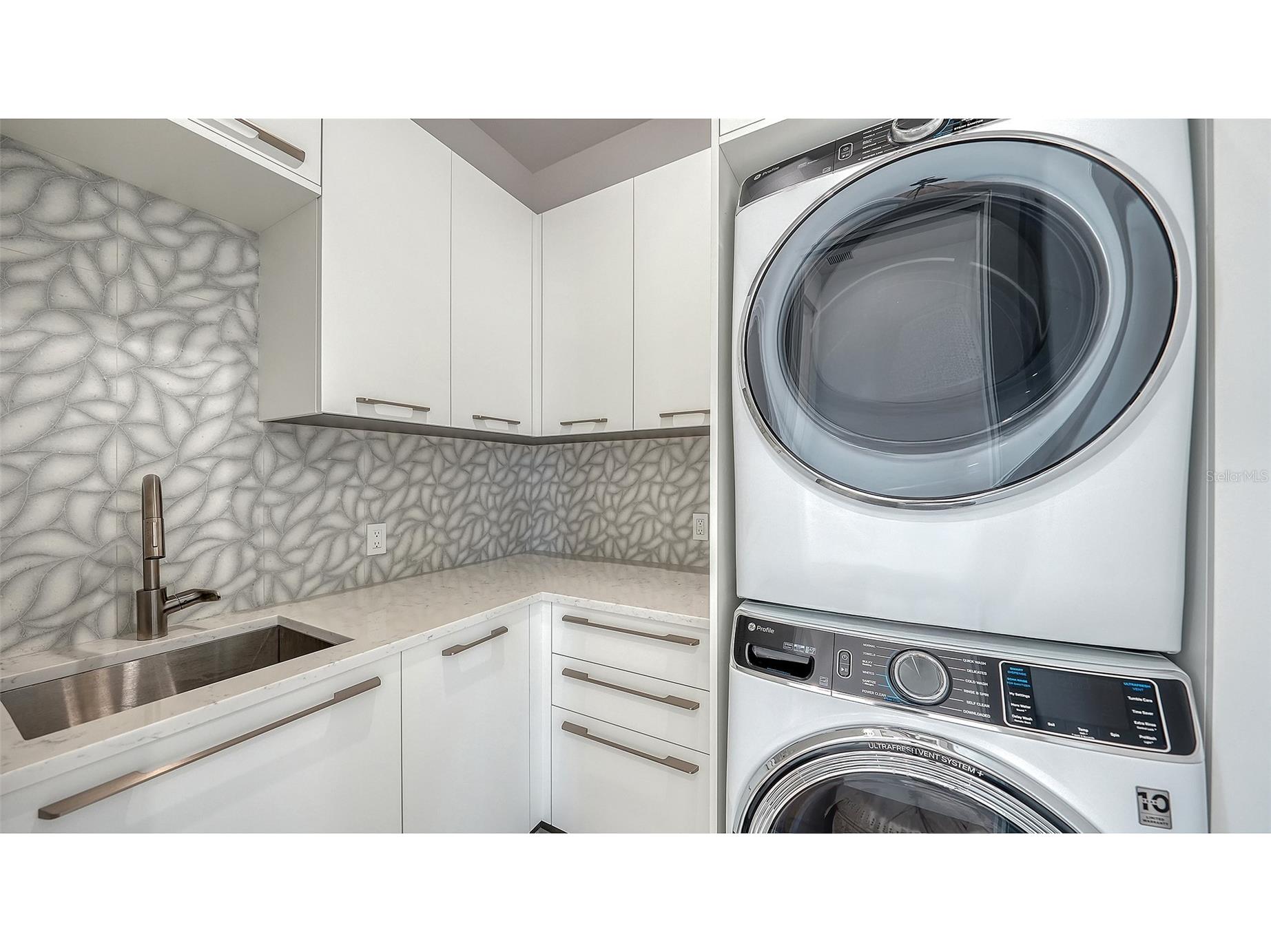 6489 Gulfside Road Longboat Key FL 34228 A4677413 image41