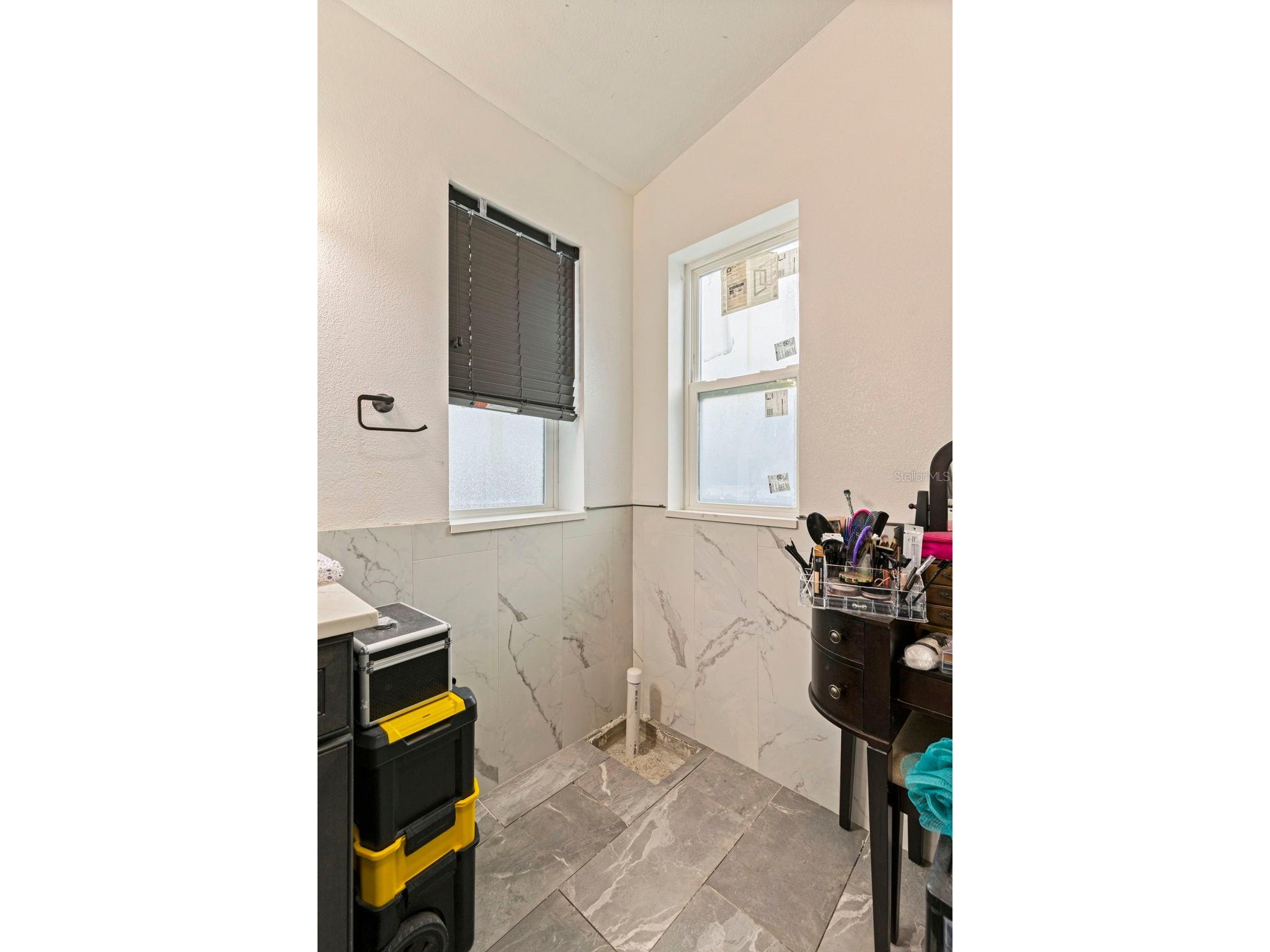 649 16th Street NW Largo FL 33770 TB8500862 image21