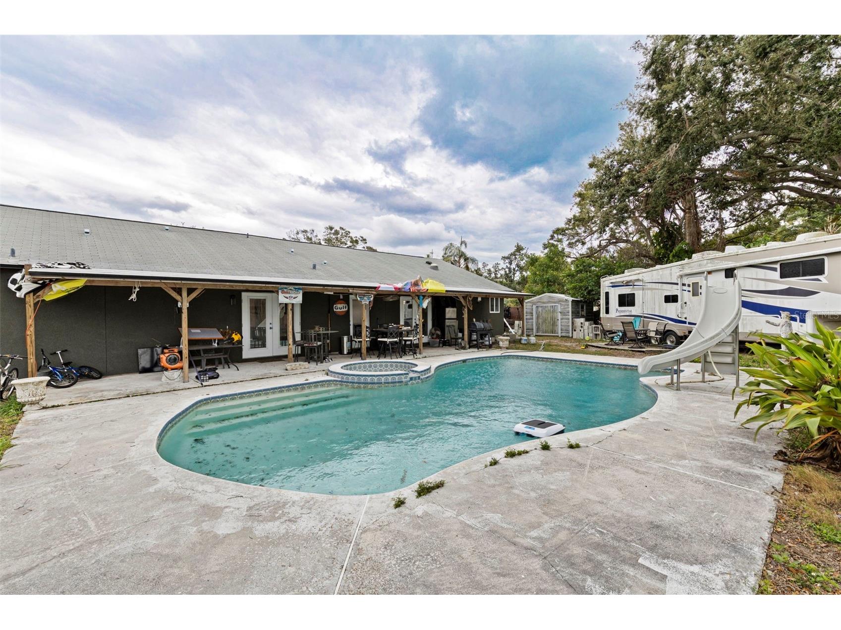 649 16th Street NW Largo FL 33770 TB8500862 image30