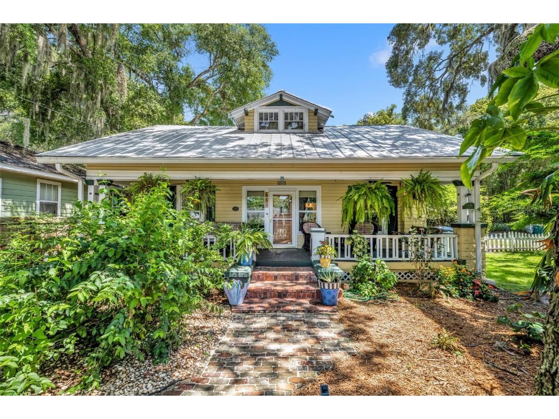 649 E 11th Avenue Mount Dora FL 32757 - LAKE DORA G5084503 image1