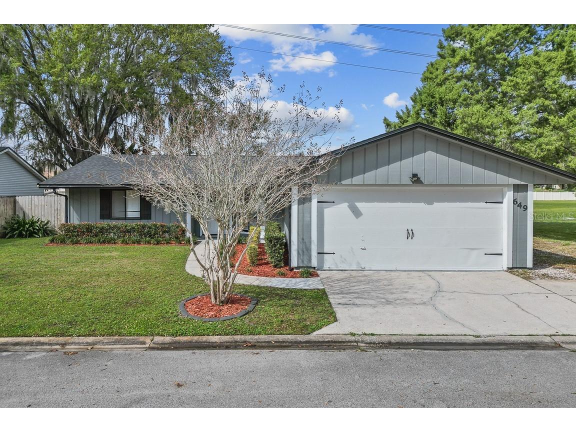649 Elmwood Drive Winter Springs FL 32708 O6186101 image1