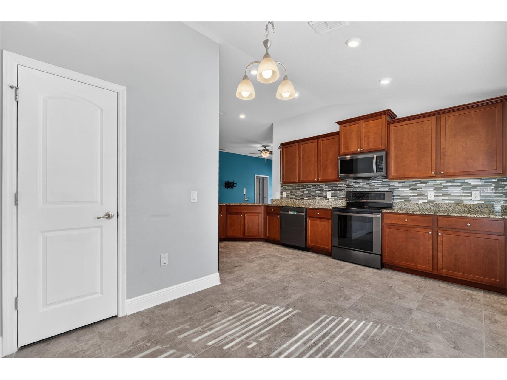 649 Meadow Pointe Drive Haines City FL 33844 S5145605 image24