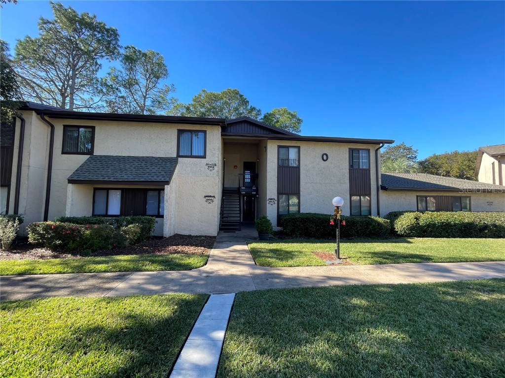 649 Midway Drive #B Ocala FL 34472 - LAKE SPARKLE OM669625 image1