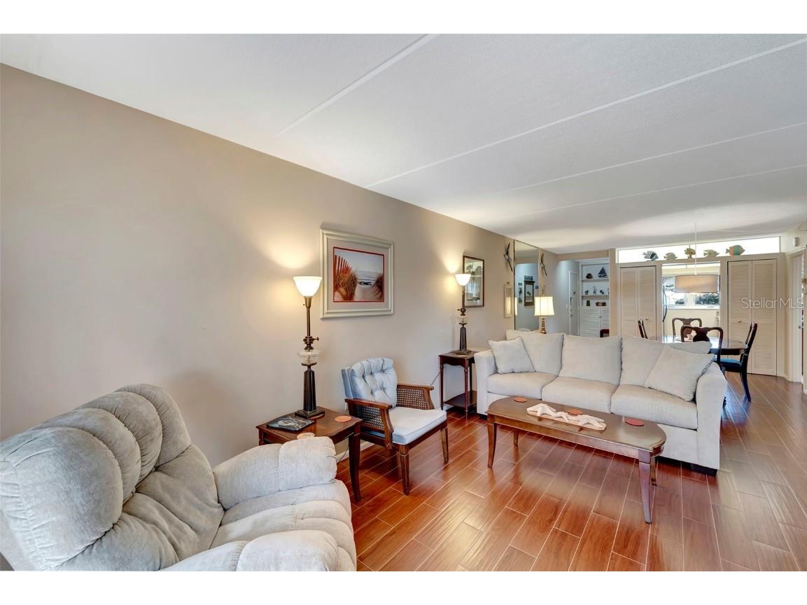 649 Tamiami Trail S #107 Venice FL 34285 N6141183 image13