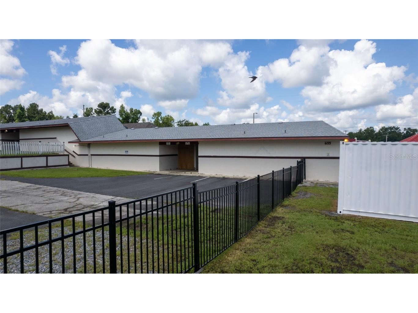 649 W Base Street Madison FL 32340 C7516446 image1