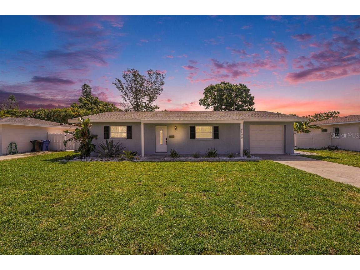 6490 22nd Street S Saint Petersburg FL 33712 TB8390365 image1