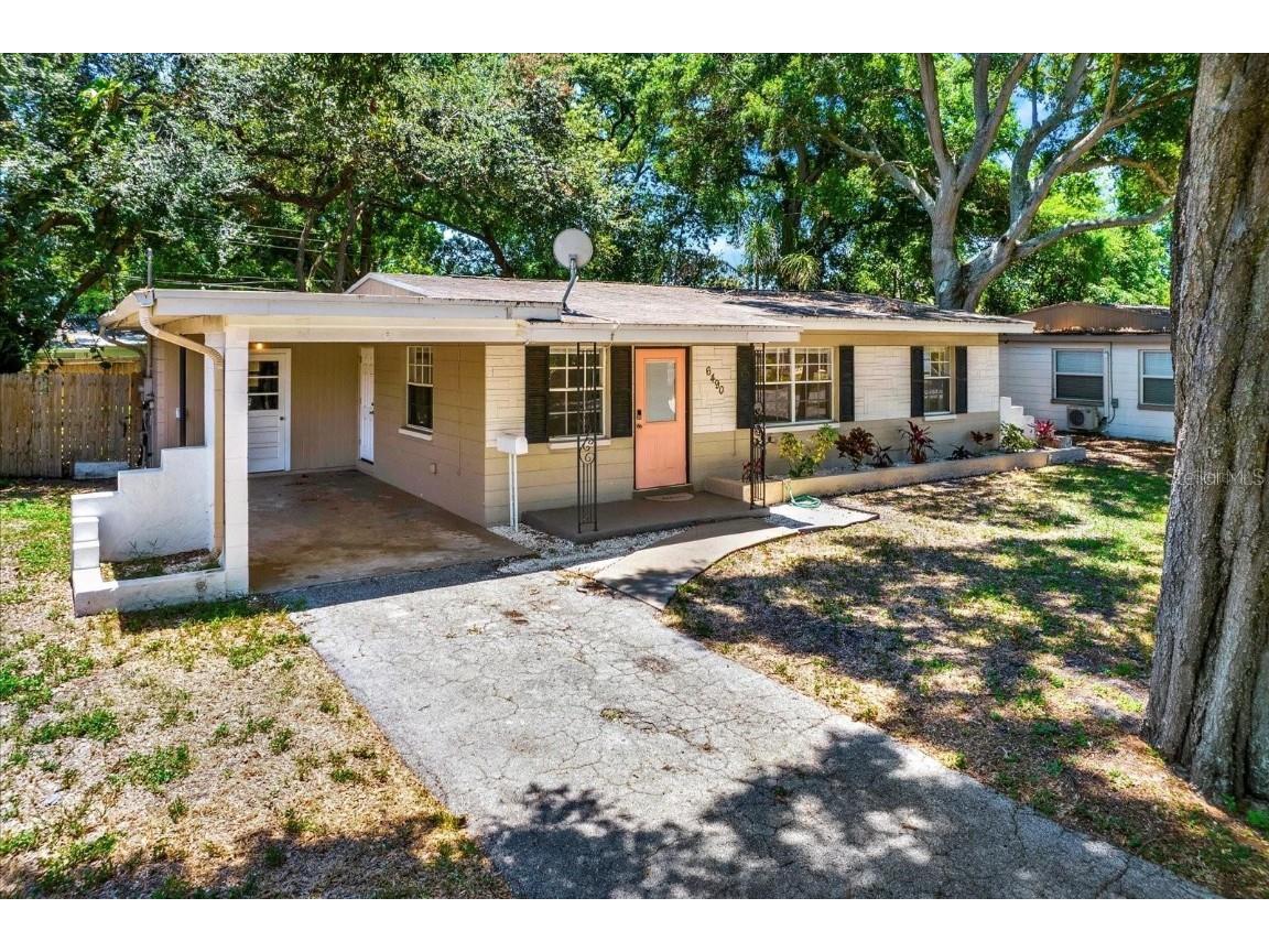 6490 34th Avenue N Saint Petersburg FL 33710 TB8436832 image1