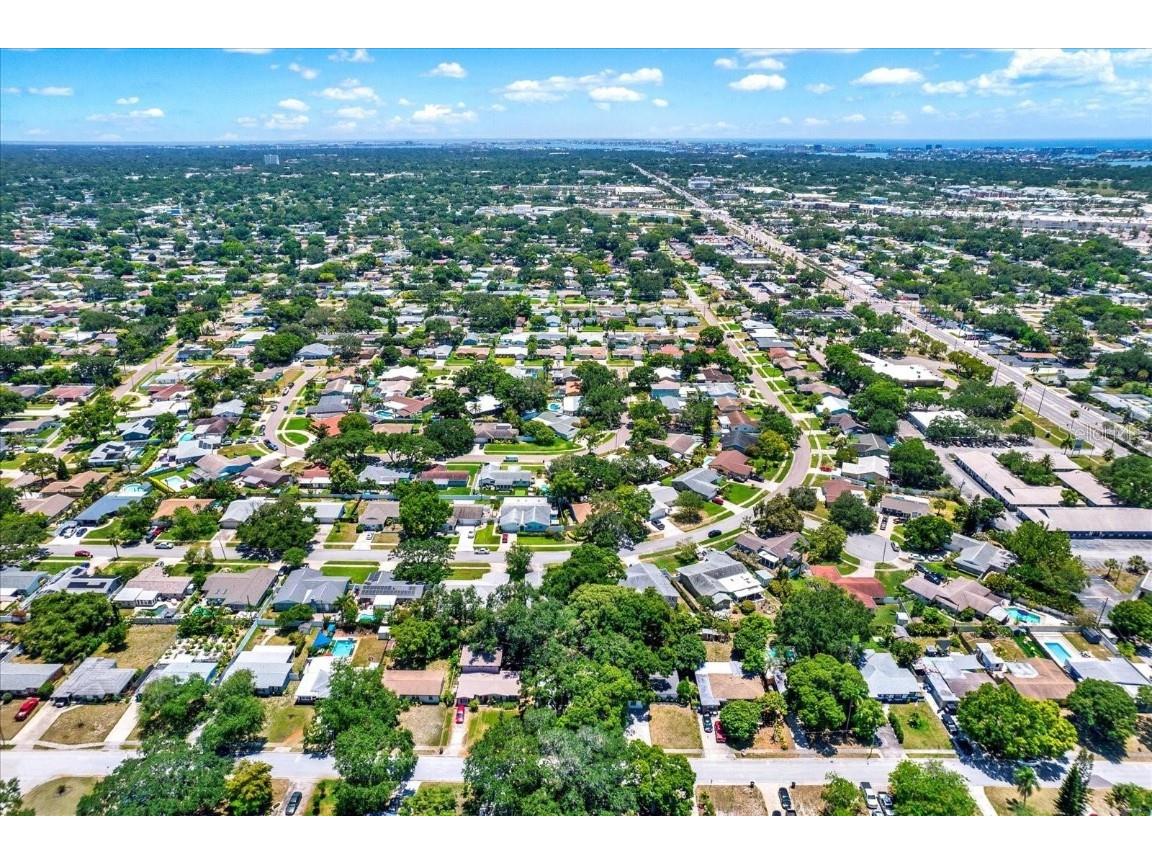 6490 34th Avenue N Saint Petersburg FL 33710 TB8436832 image18