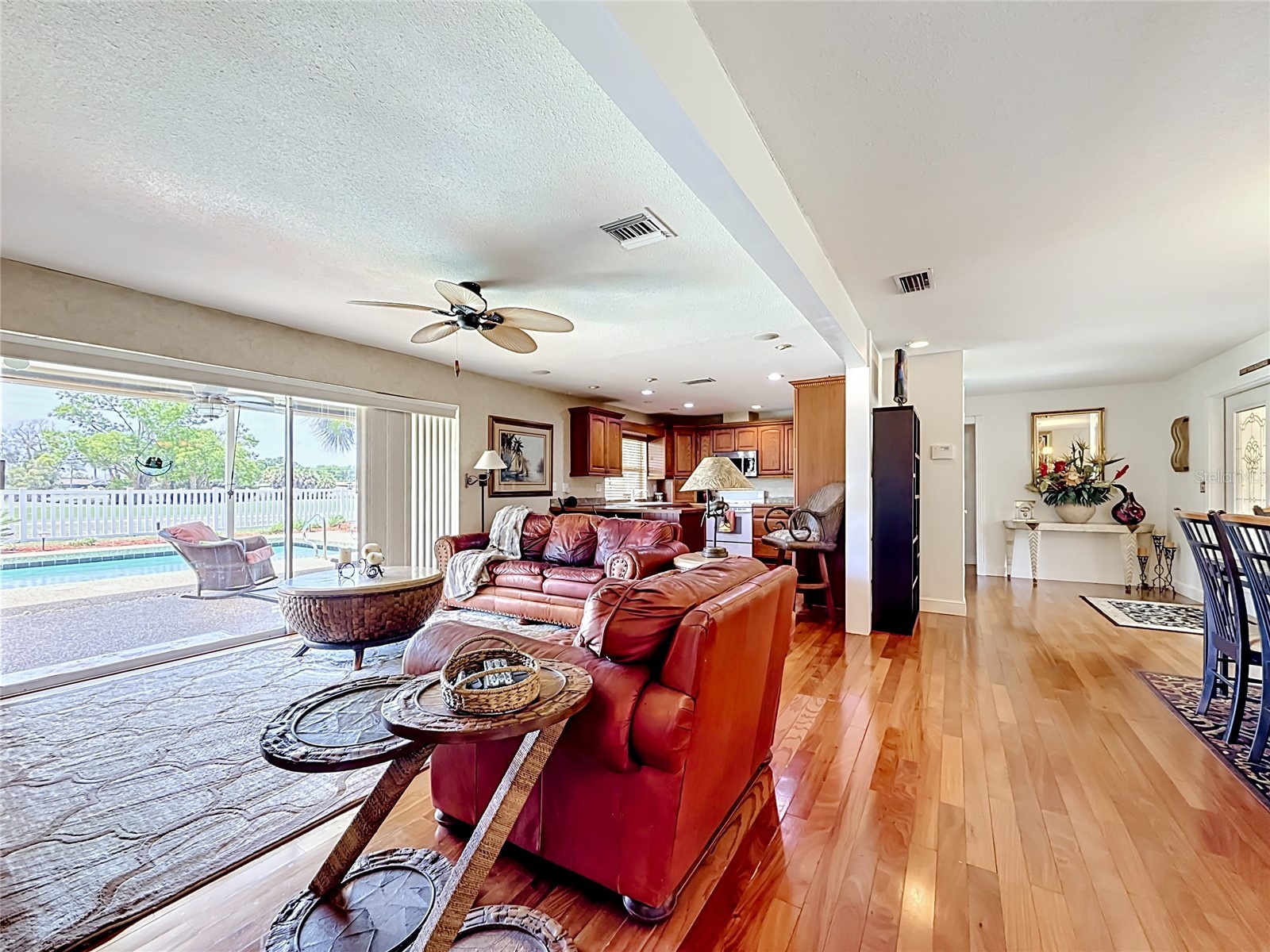 6490 Burning Tree Drive Seminole FL 33777 TB8505437 image13
