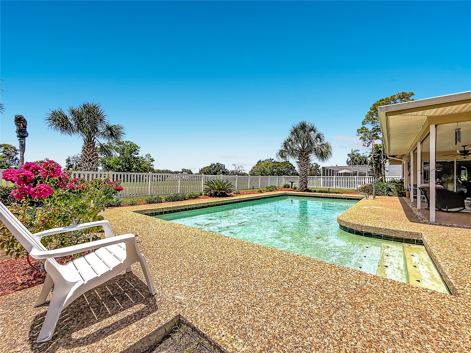 6490 Burning Tree Drive Seminole FL 33777 TB8505437 image50