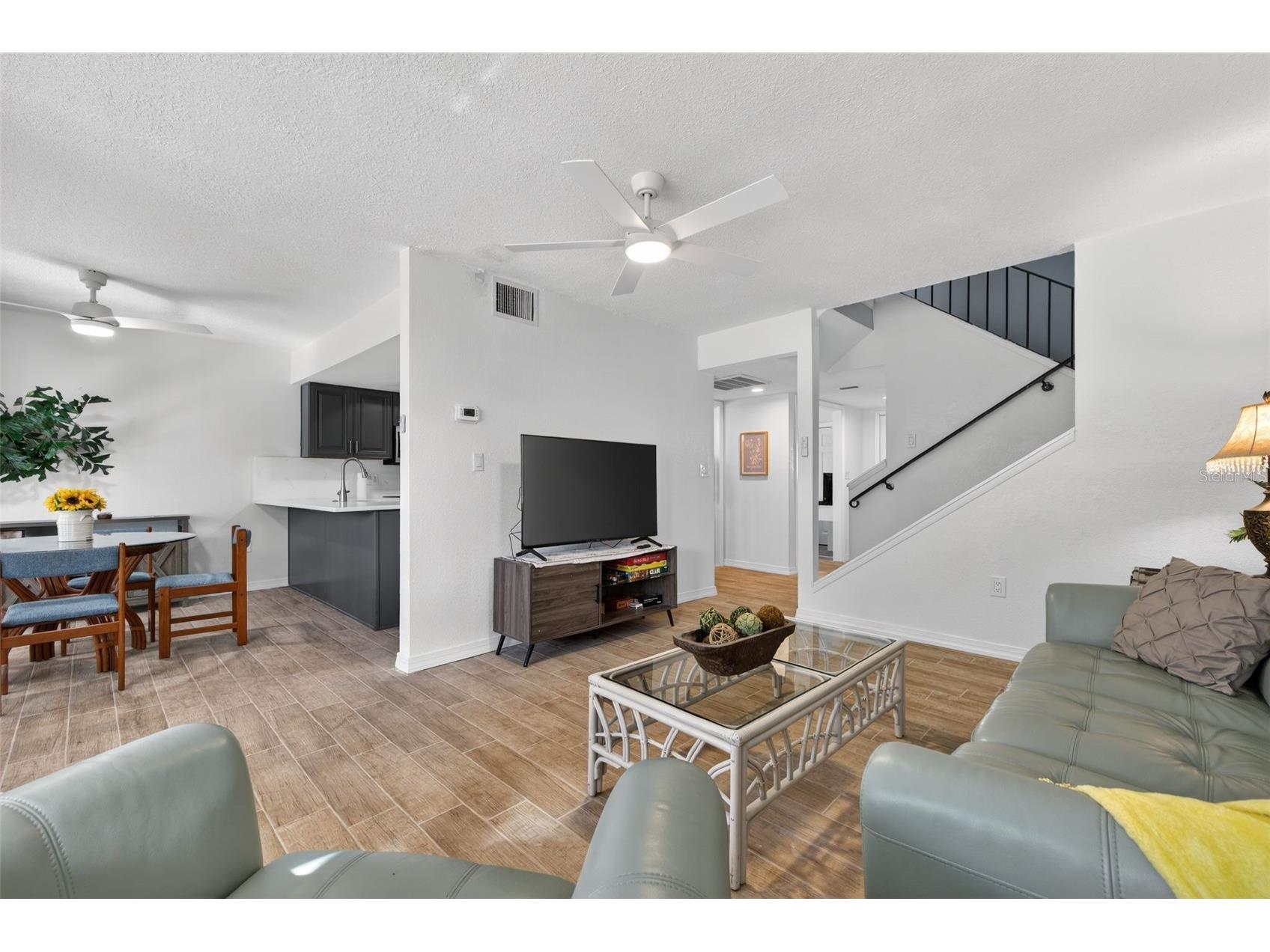 6490 Cape Hatteras Way NE #2 Saint Petersburg FL 33702 TB8485277 image4