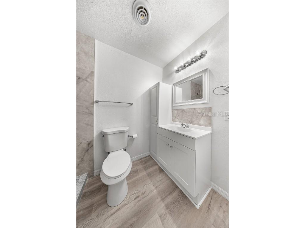 6490 SE 180th Avenue Road Ocklawaha FL 32179 OM711396 image15