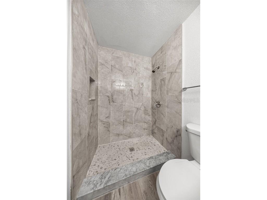 6490 SE 180th Avenue Road Ocklawaha FL 32179 OM711396 image16