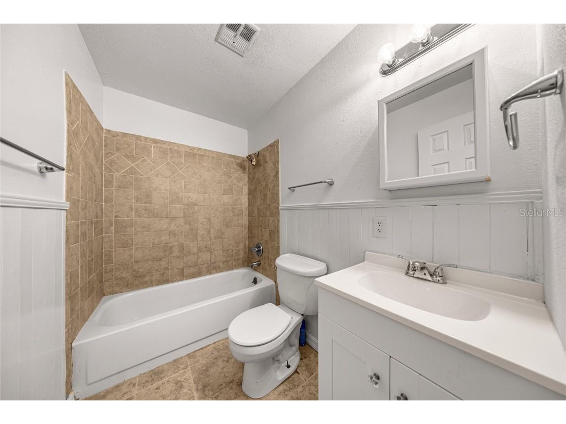 6490 SE 180th Avenue Road Ocklawaha FL 32179 OM711396 image20