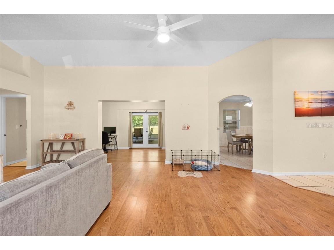 6492 Blackbird Avenue Weeki Wachee FL 34613 TB8431153 image10