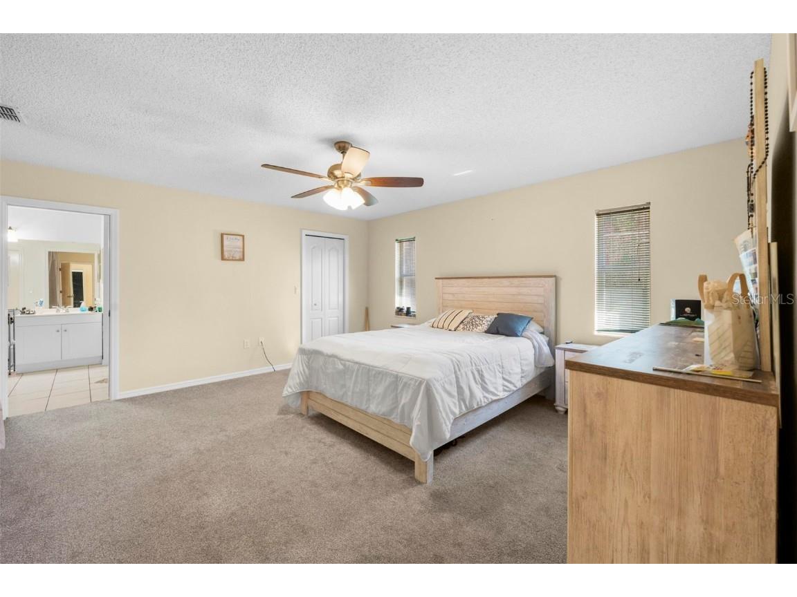 6492 Blackbird Avenue Weeki Wachee FL 34613 TB8431153 image44