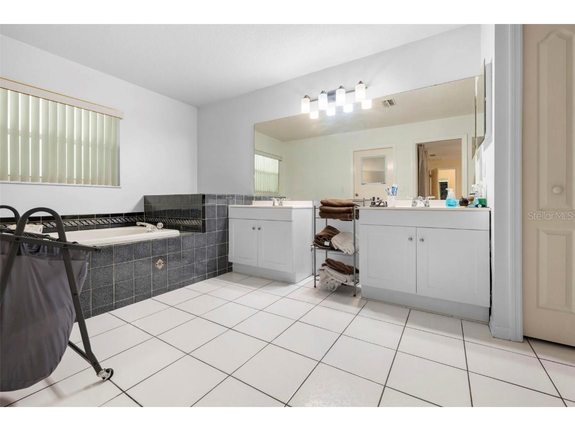 6492 Blackbird Avenue Weeki Wachee FL 34613 TB8431153 image49