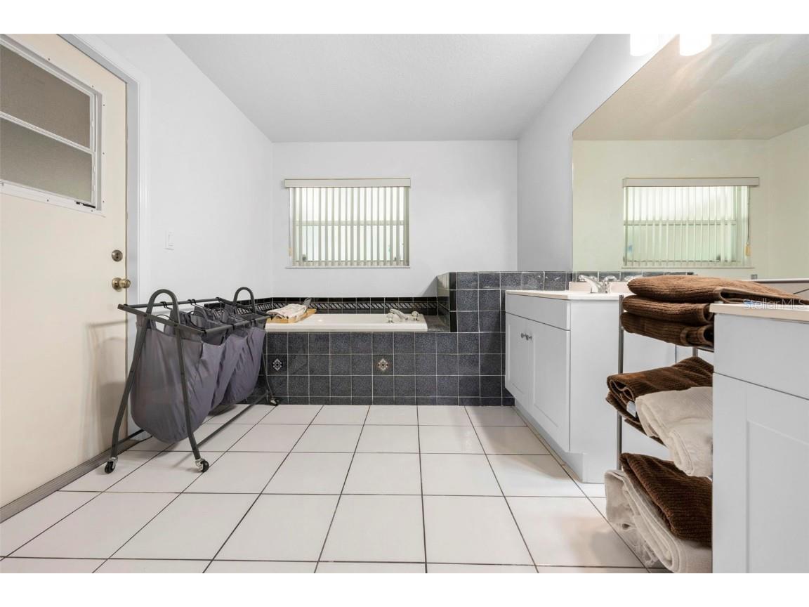 6492 Blackbird Avenue Weeki Wachee FL 34613 TB8431153 image50