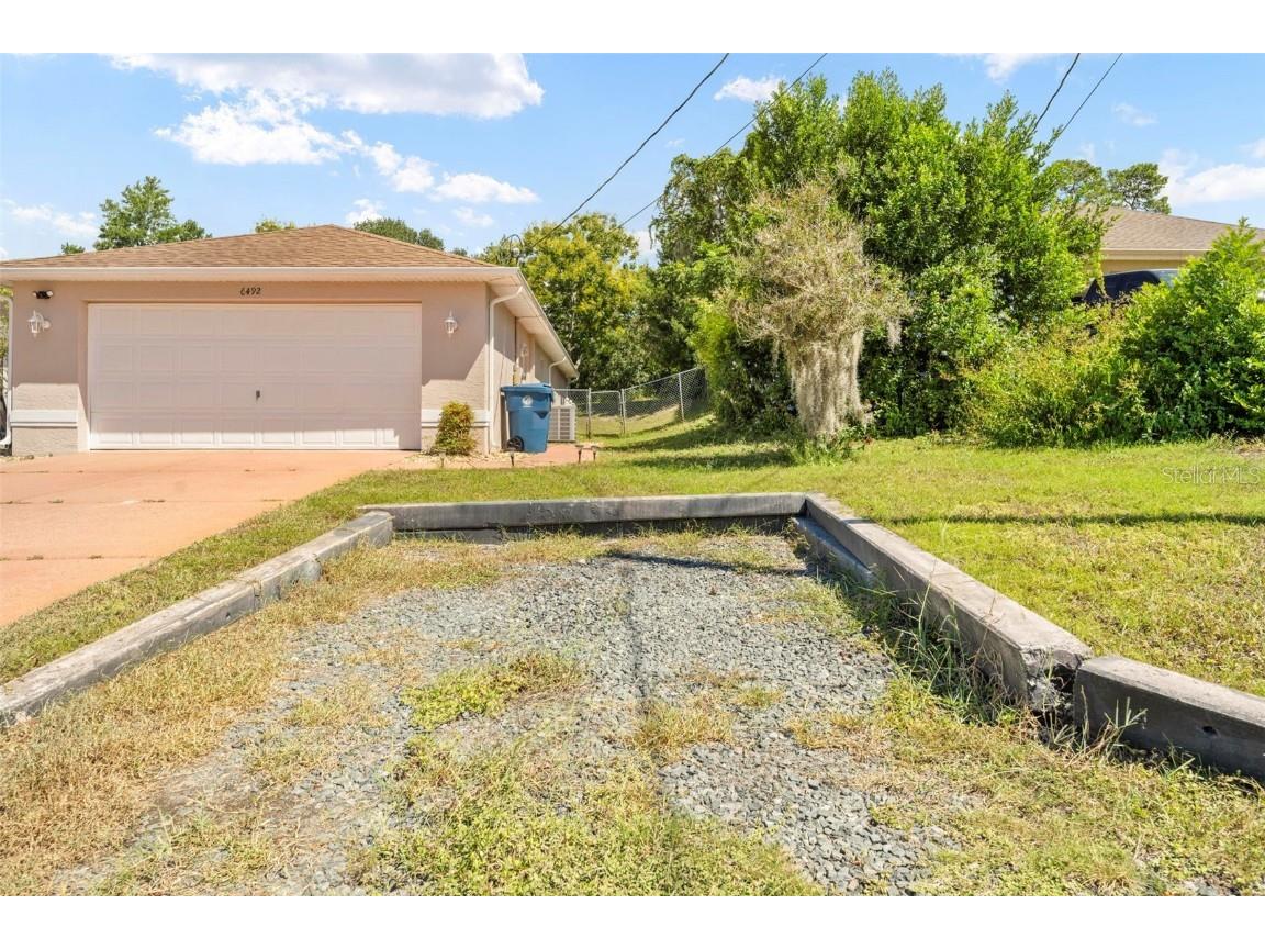 6492 Blackbird Avenue Weeki Wachee FL 34613 TB8431153 image57