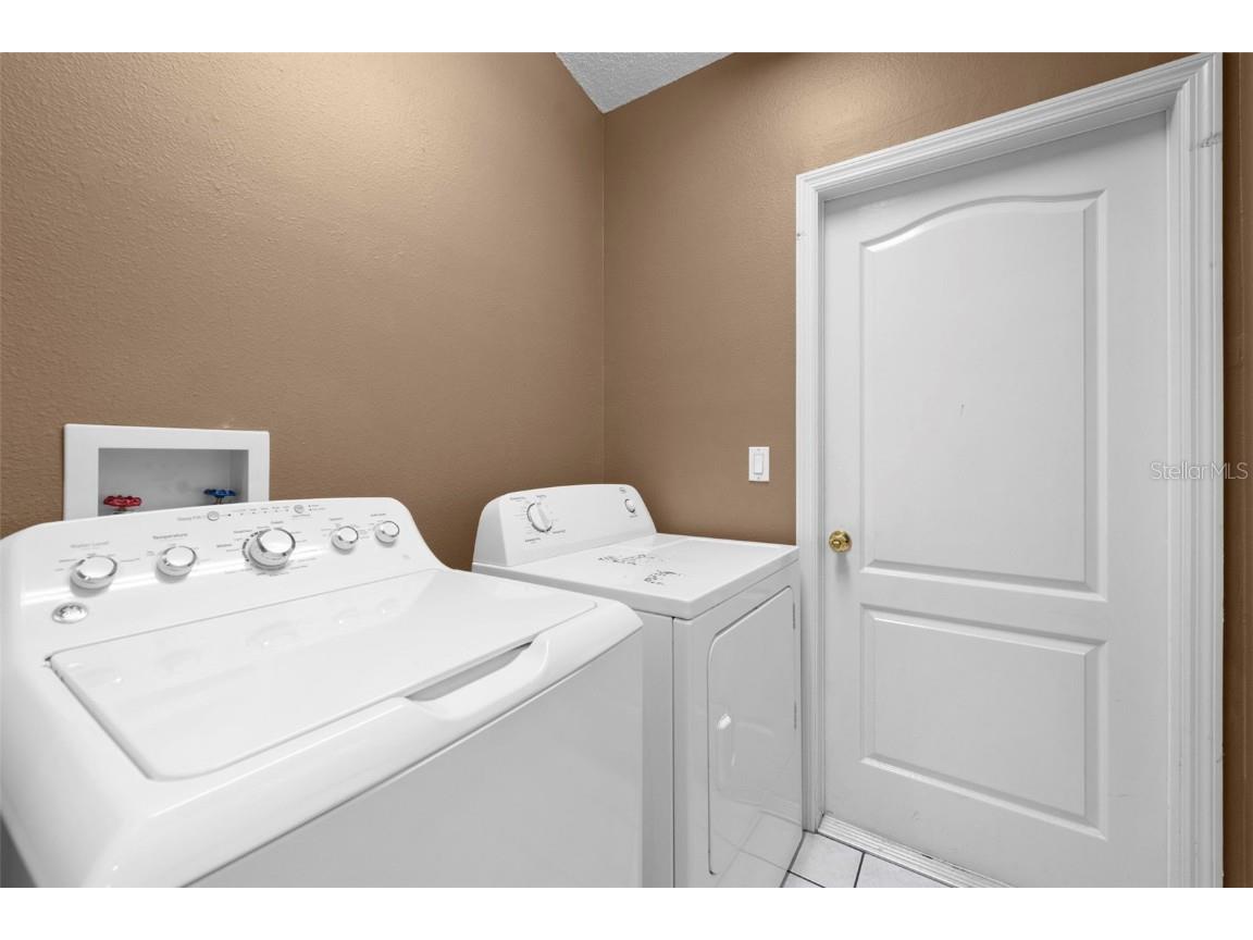 6492 Blackbird Avenue Weeki Wachee FL 34613 TB8431153 image63