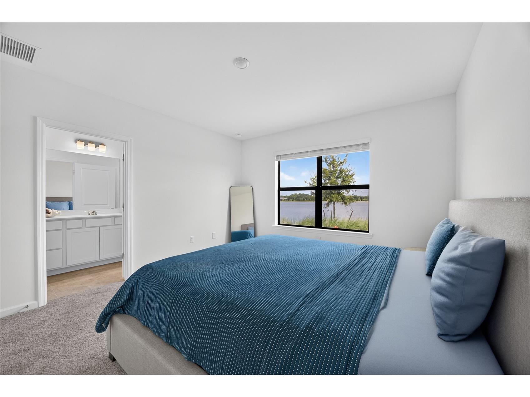 6492 Silverstar Drive Sarasota FL 34240 C7527547 image15