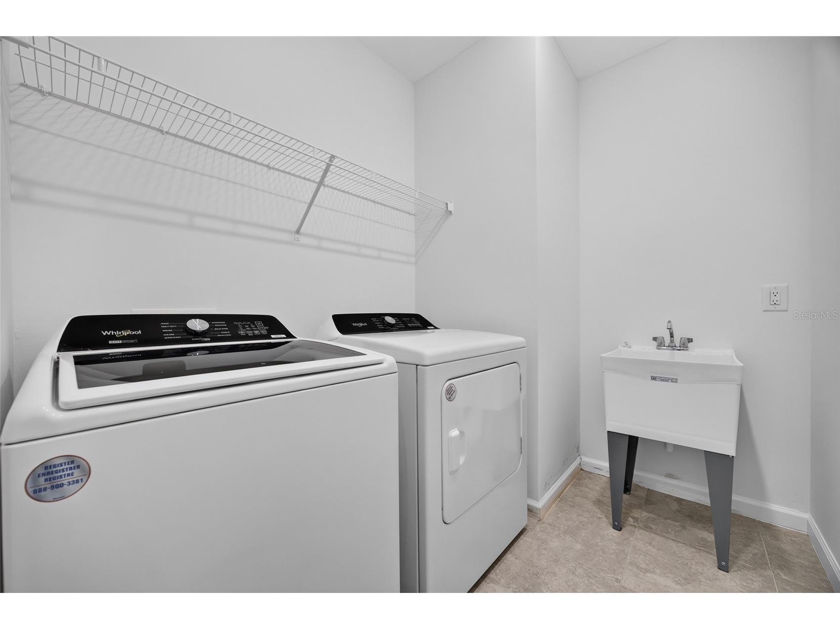 6492 Silverstar Drive Sarasota FL 34240 C7527547 image21