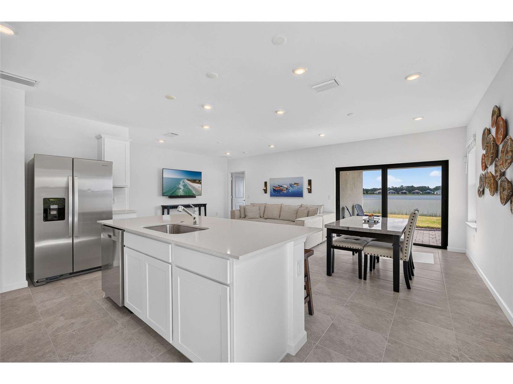 6492 Silverstar Drive Sarasota FL 34240 C7527547 image9