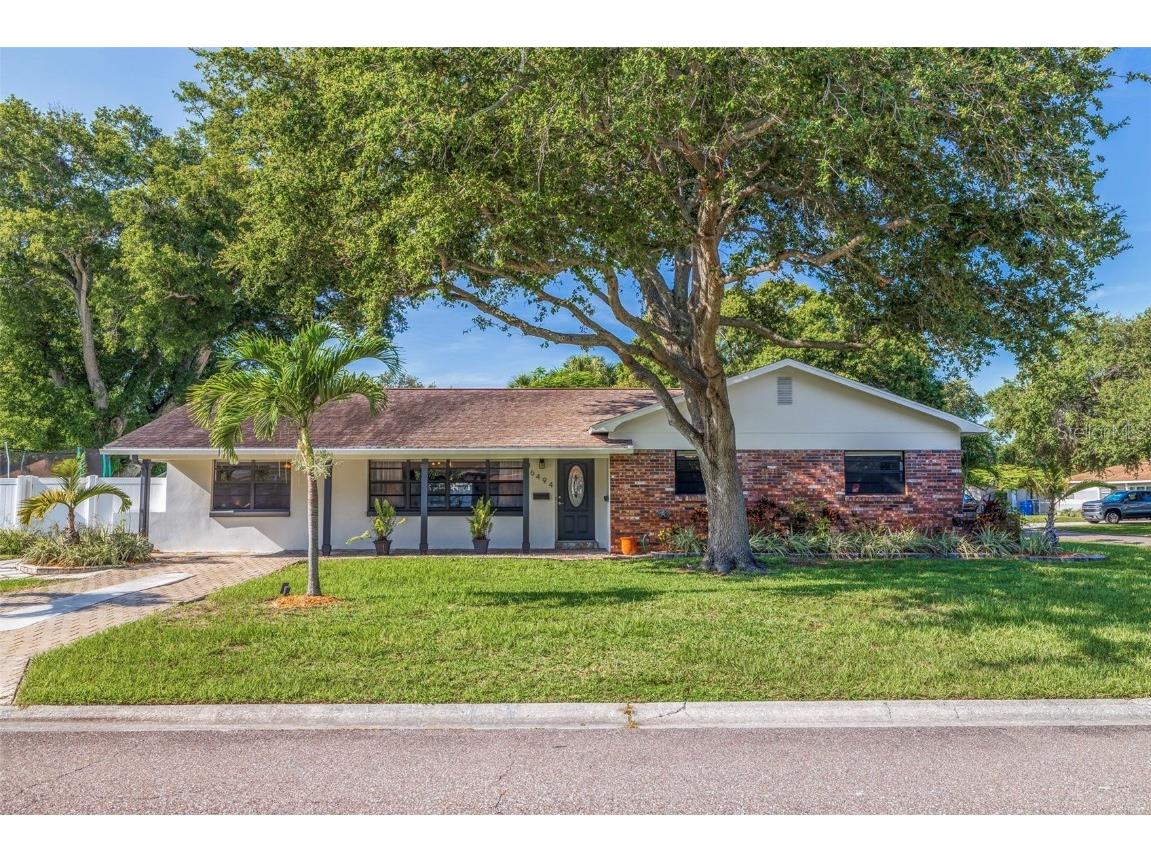 6494 25th Avenue N Saint Petersburg FL 33710 U8249536 image1