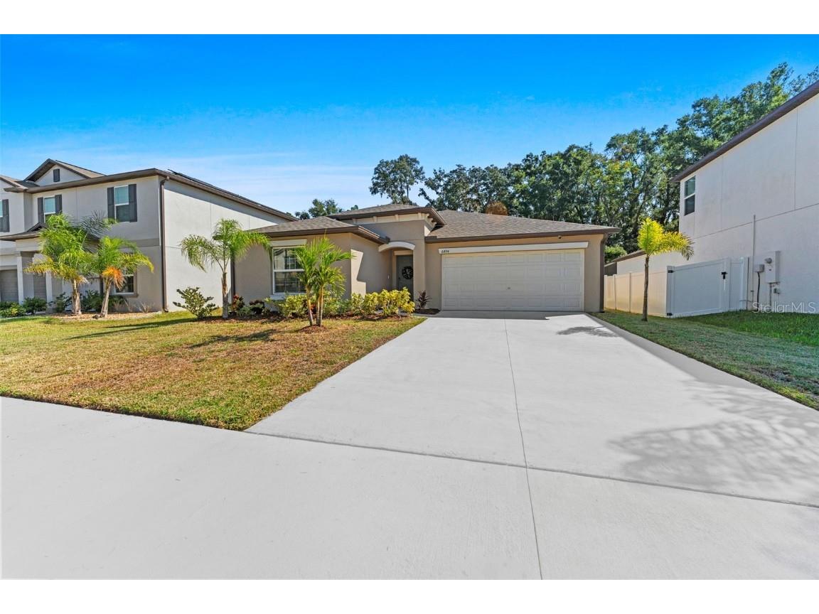 6494 Beverly Hills Drive Zephyrhills FL 33541 TB8436799 image1