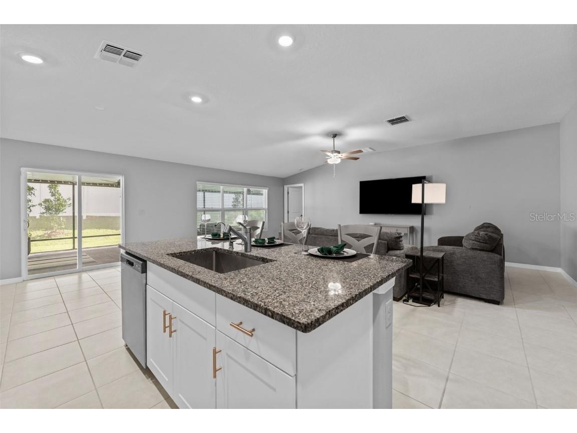 6494 Beverly Hills Drive Zephyrhills FL 33541 TB8436799 image8